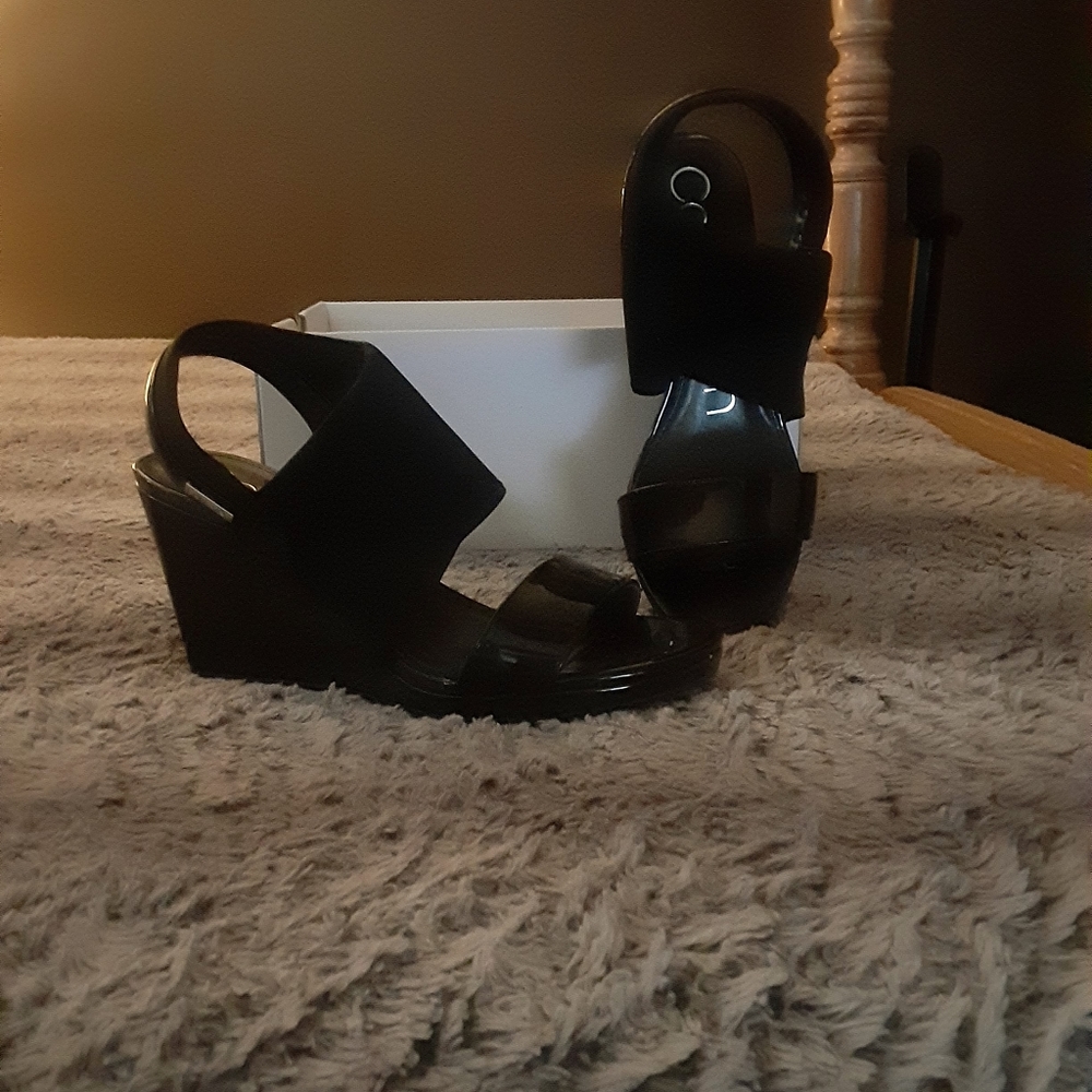 Black shoes